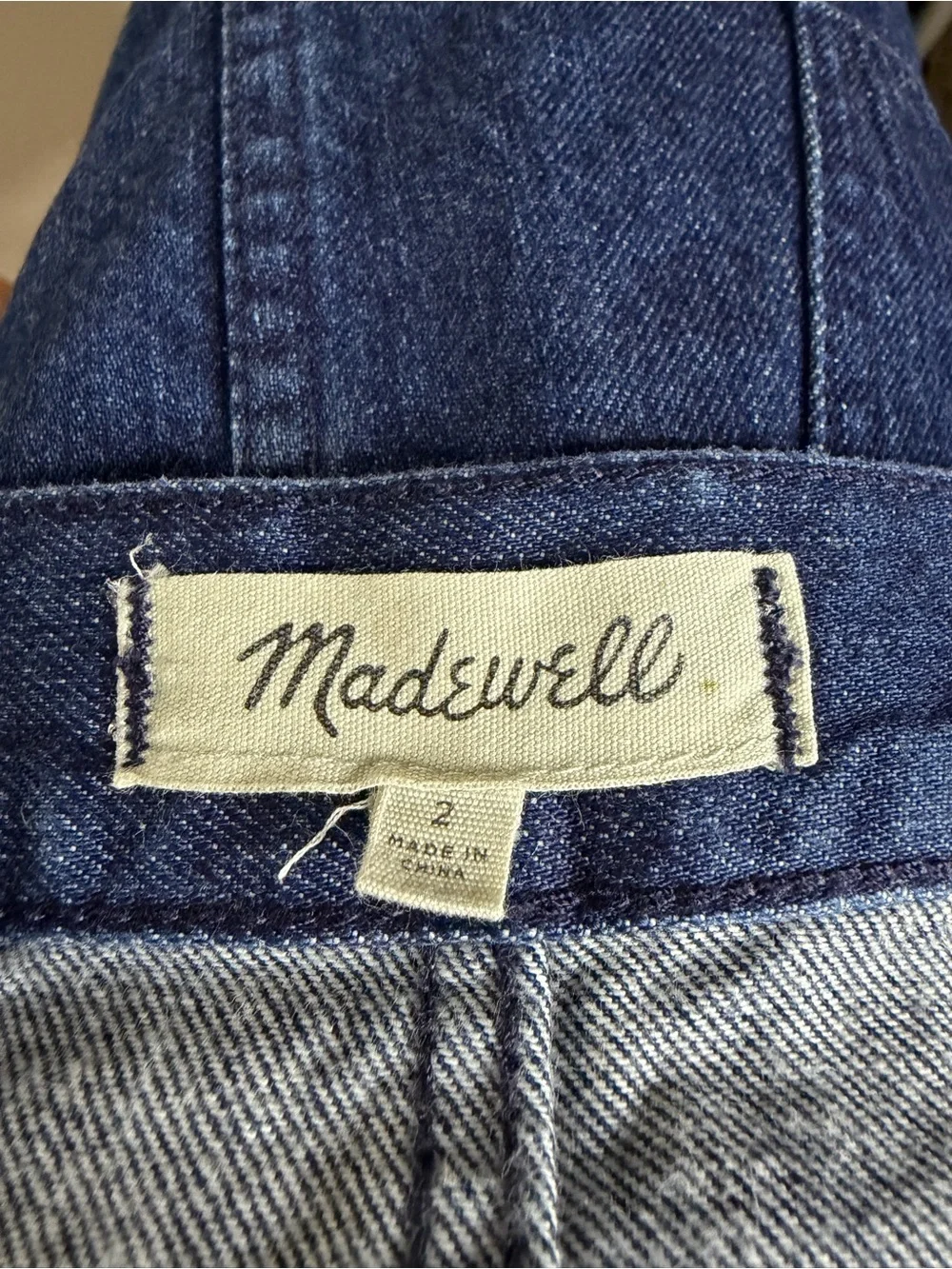 Madewell Denim Wrap Mini Skirt Size 2 Dark Wash D-Ring Raw Hem 💛 - Picture 3 of 5